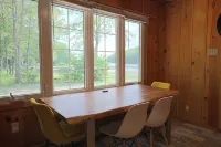 Lake front cottage with beach & dock (Pet-Friendly