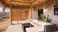 Private Villa - Heated Pool, Ocean View & Walk to Beach