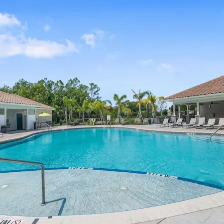 Chic 2BR/2BA Condo: Pool & More!