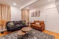 4BDR/2.5BA APT Near Tufts/7 min-Walk to Subway/Free Parking for 2 cars