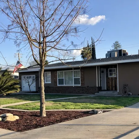Tulare’s RARE FIND with a pool! Located in the Heart of California’s farmlands!