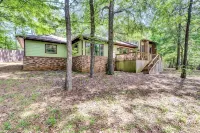 Lake Palestine Retreat – Dock, Fire Pit & Serene Views - 4 estrellas