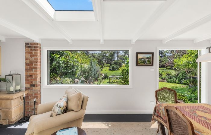 European-Inspired Country Home Walking Distance to Bundanoon Village