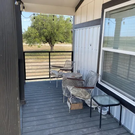 Peaceful and Quiet Place to Relax on 20 acres just 5 minutes from town