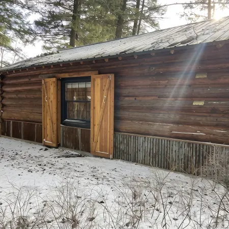 Teton Cabin- Columbia Mountain Ranch