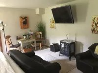 Madge’s Studio - Pets Welcome - Apartments