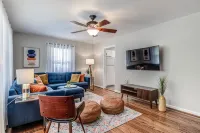 Bit o' Raleigh Bungalow, 6 min drive to downtown
