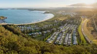 Barlings Beach Holiday Park - parking