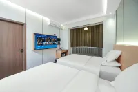 Lantingju Hotel (Xinyang Railway Station Branch)