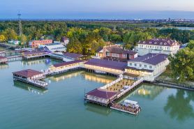 Петровский Причал Luxury Hotel & SPA