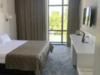 Mini-Otel Art Hotel + Mini-Hotel Hotels in Tikhoretsky District