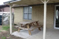 The Lone Star Haüs: 2 BR House in Schertz, TX