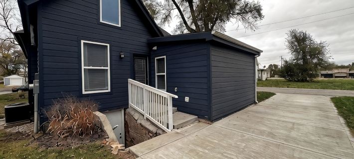 Blue House - Cozy 3 Bedroom, King Bed, Rotary Park Ξενοδοχεία στην πόλη Jackson County