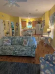 ❤️Coastal Cottage Getaway❤️ Zero entrance pool - Tennis - Minutes from the Beach! - Private Pool