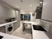 Stylish Contemporary Apartment