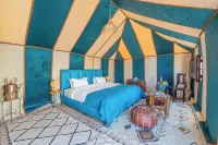 Sahara Magic Luxury Camp - Mountain view