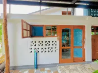 Bush Beach Backpackers Hoteles en 
