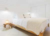 Beachside Modern Wellness Villa with Spacious Patio, Walk to the Beach