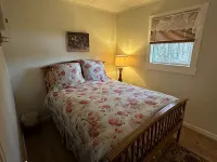 Cozy Roscoe Lakefront Cabin Hotels in Fremont