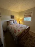 Cozy Roscoe Lakefront Cabin