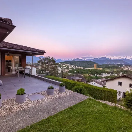 Young Backpackers Homestay