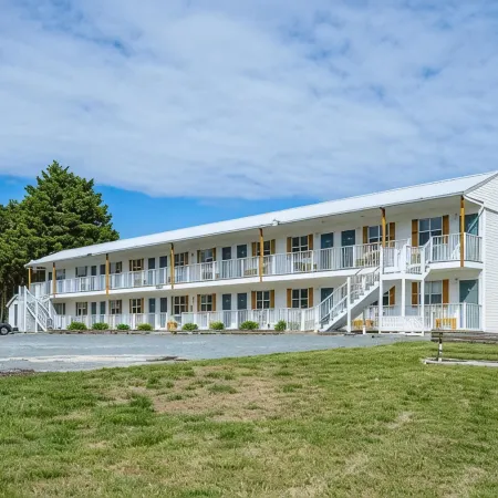 Beach Bum West-O Motel