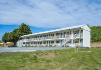 Beach Bum West-O Motel
