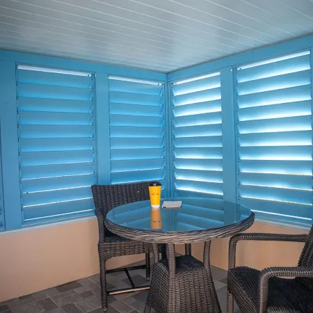 Pet Friendly Half-Duplex Cottage with kayaks and 40' Slip Option at Marina