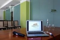 Vittoria Resort Pool & Spa
