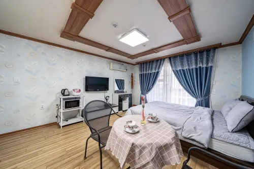 Taean Sunset Hill Pension - 2-Star