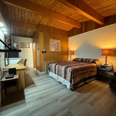 Ace Crown Motel