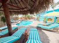 Aruba Palms Escape Suites - parking