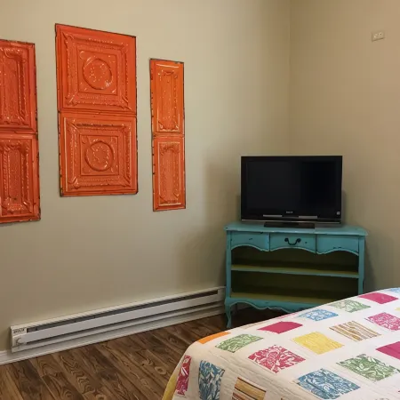 Downtown Cody!!! Spacious Bobbi's Bunkhouse A