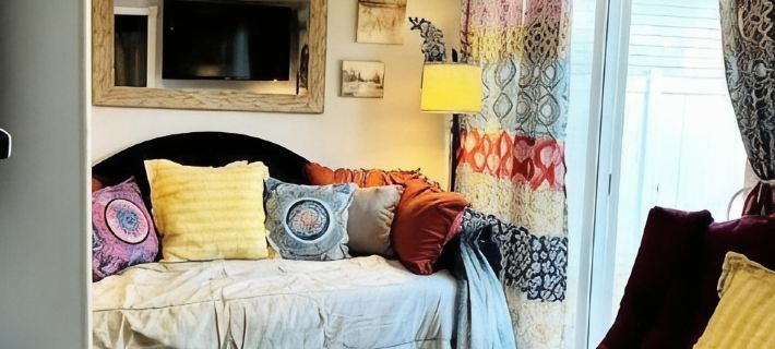 Quaint 1-bedroom home in downtown Montrose 016292 モントローズのホテル