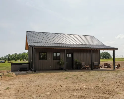 Stockton Lake DAM Cabin with Hot Tub! Less Than 0.25 Miles from the Lake Hotels in Cedar County
