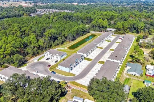 New Home near UWF & PNS Beach! - Wifi