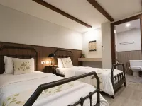 Wanathara Resort Hotels in Wang Thong