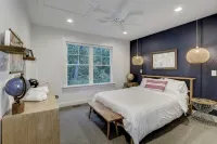 A Cozy Chic Mountain Escape - 4-Star