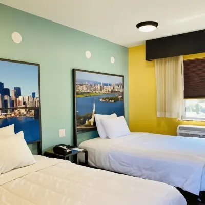 Rodeway Inn Near JFK Airport Hotels near JFK Air Train