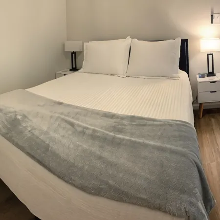 Newly Remodeled 3-BR in heart of Marion