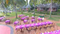 Soma Manaltheeram Ayurveda BeachVillage - breakfast