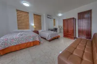 Galapagos Dreams - balcony