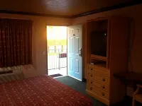 All 8 Motel
