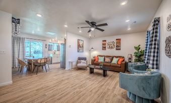 Adventure on Historic Route 66! Brand new renovation!