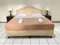 D'Emmerick Budget Hotel Hotels in Sidorejo