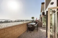 Stylish Ocean front Condo- Beautiful ocean and sunset views - Boutique