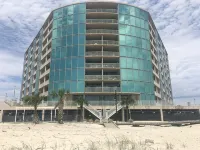 Direct Beachfront 5th. Floor center unit  with Million Dollar Views. Seabreeze. - balkon