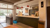 八塩温泉 鬼石観光飯店 - 停車場