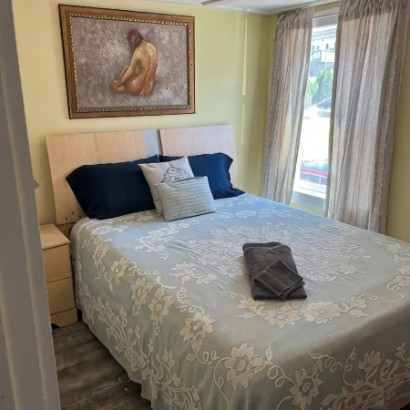 Enjoy a 3-bedroom vacation home steps to the Beach and Hampton Beach State Park