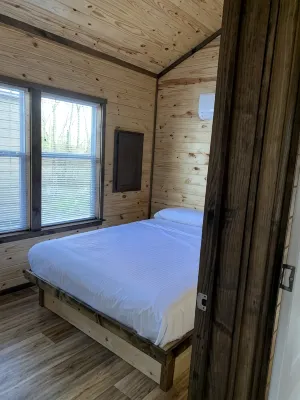 Tiny Homes for Rent, minutes to the Casino, Golf Course & Water Park